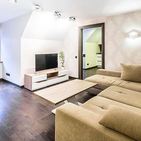 Winwinstay Apartments In Heart Of Old Town Riga Esterno foto