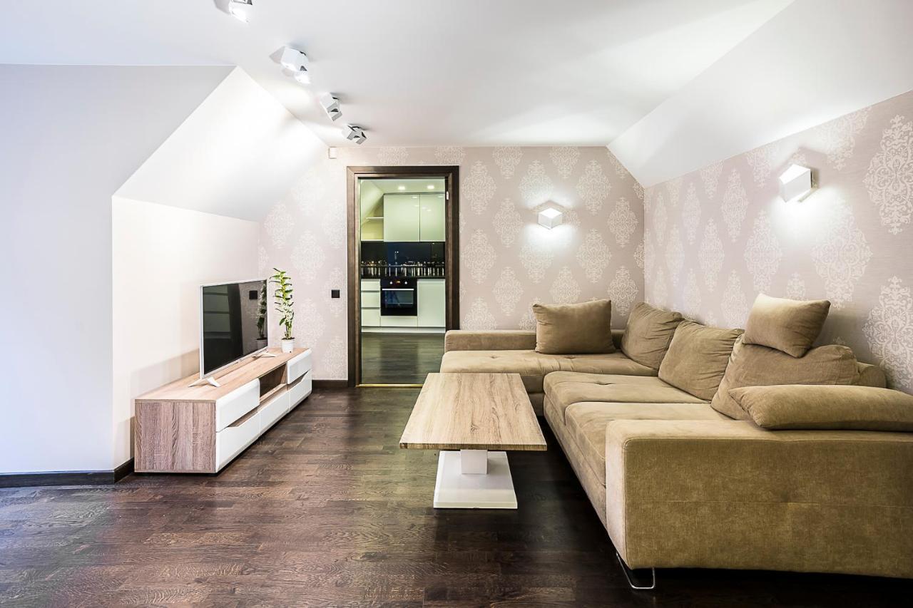 Winwinstay Apartments In Heart Of Old Town Riga Esterno foto