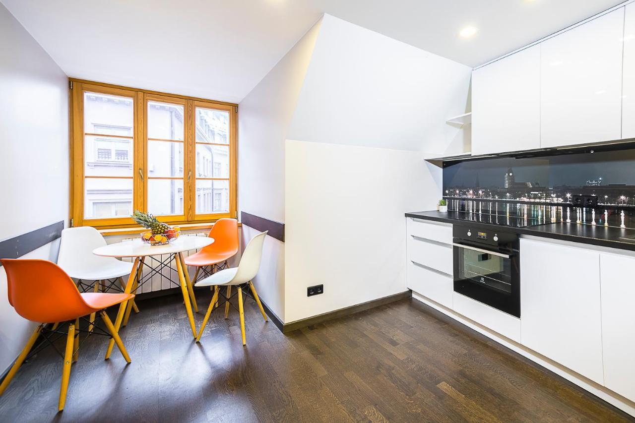 Winwinstay Apartments In Heart Of Old Town Riga Esterno foto