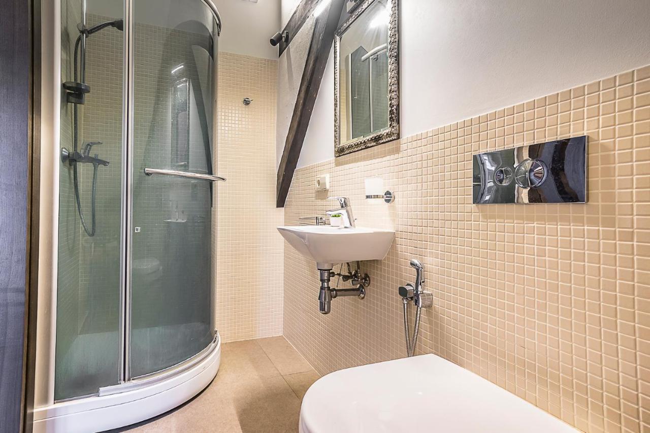 Winwinstay Apartments In Heart Of Old Town Riga Esterno foto