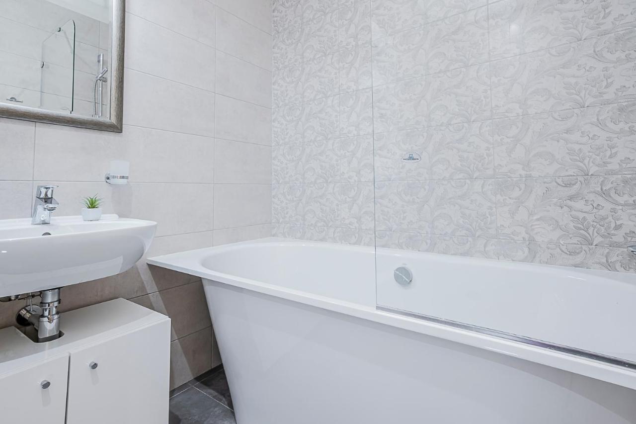 Winwinstay Apartments In Heart Of Old Town Riga Esterno foto